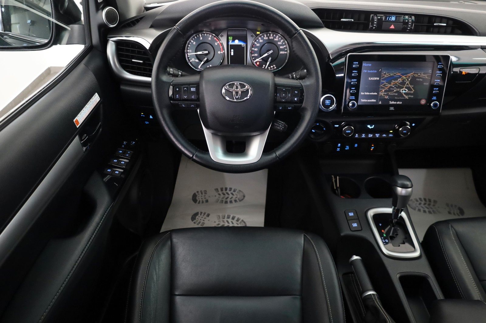 Fahrzeugabbildung Toyota Hilux 2.8 D4-D 4x4 AUT.Executive,Navi,LED,Kamera