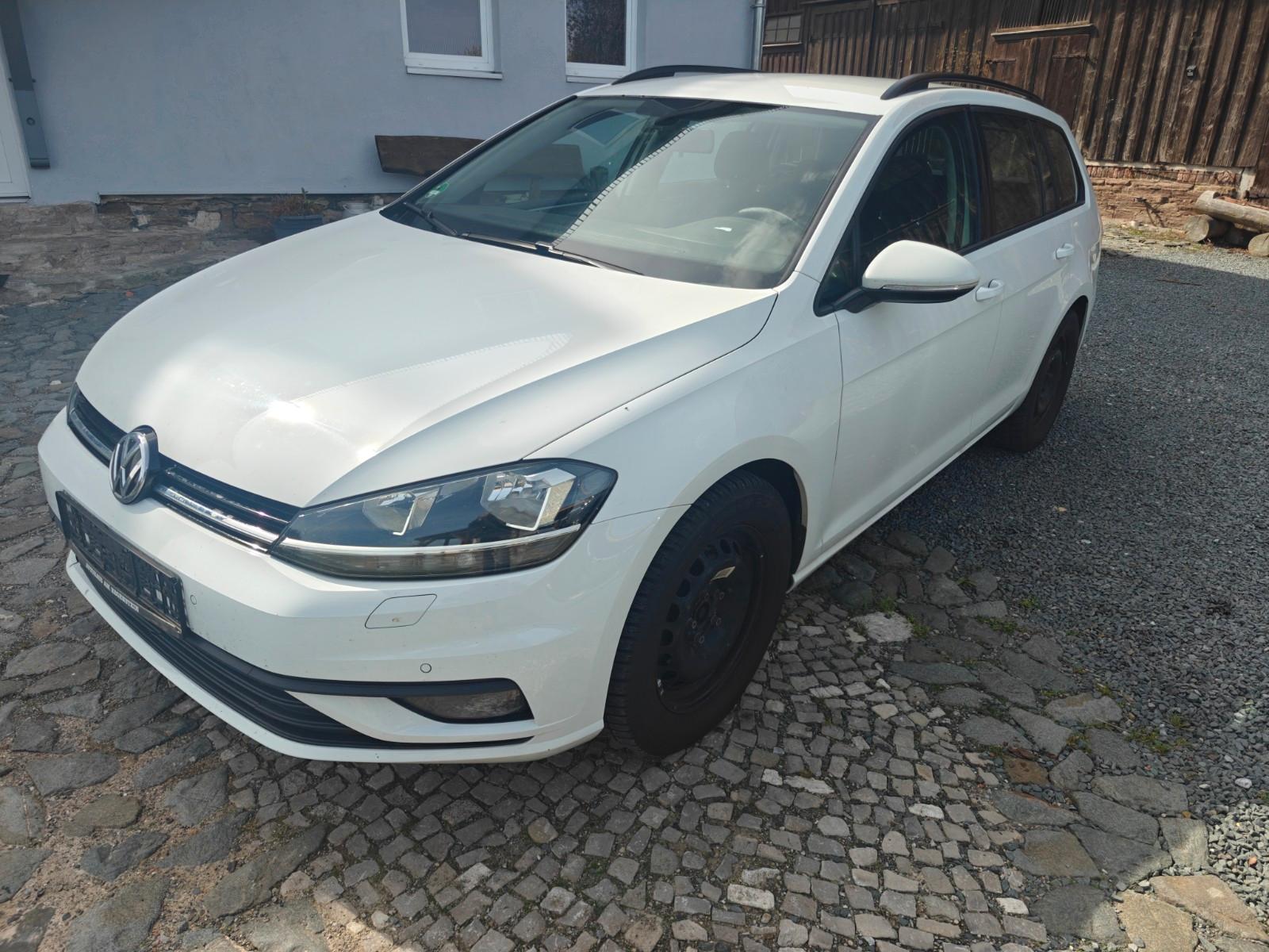 Volkswagen Golf VII Variant 1.6 TDI * Facelift*
