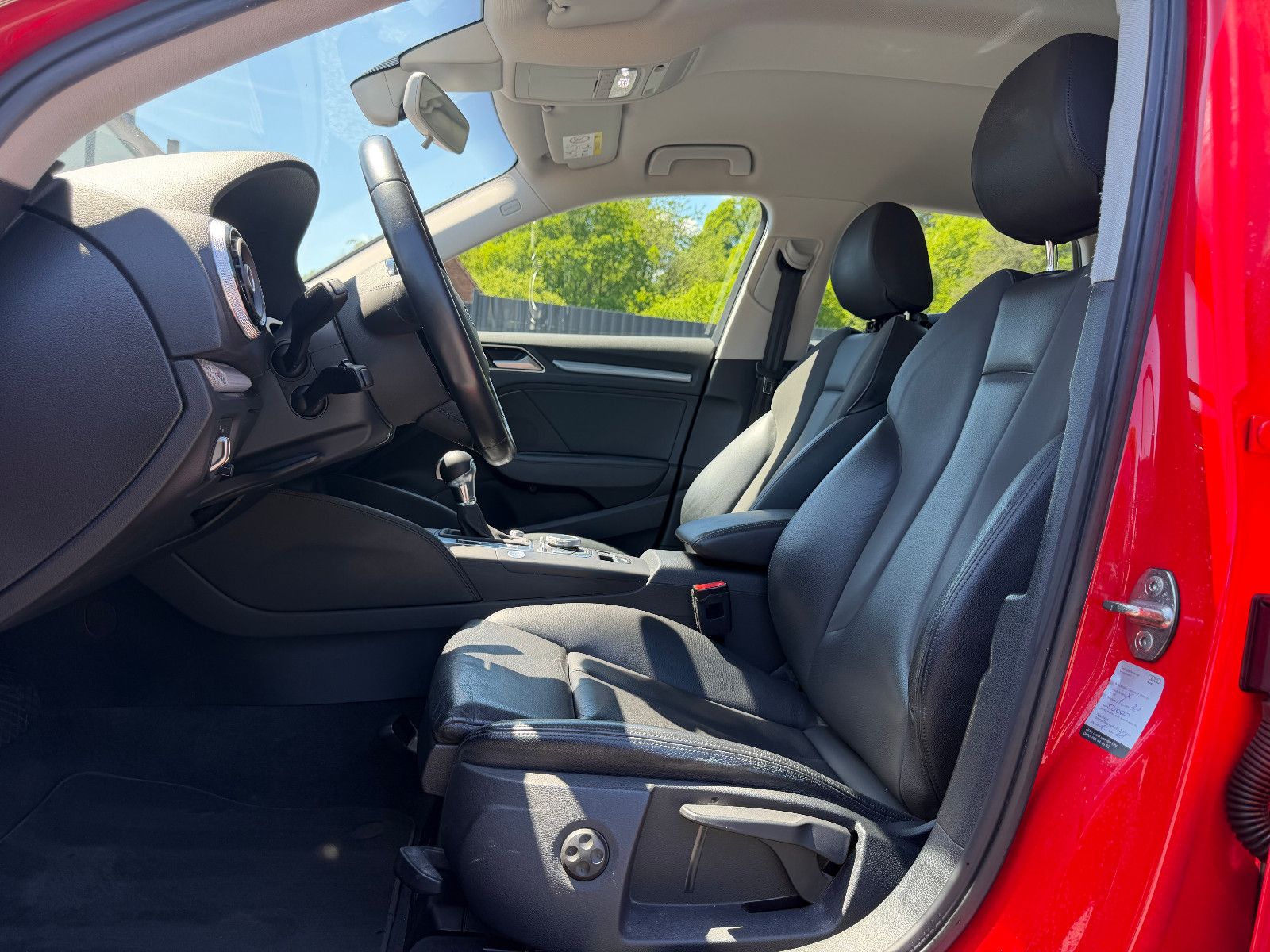AUDI A3 Sportback e-tron NAVI/LED/KAMERA – Foto 10