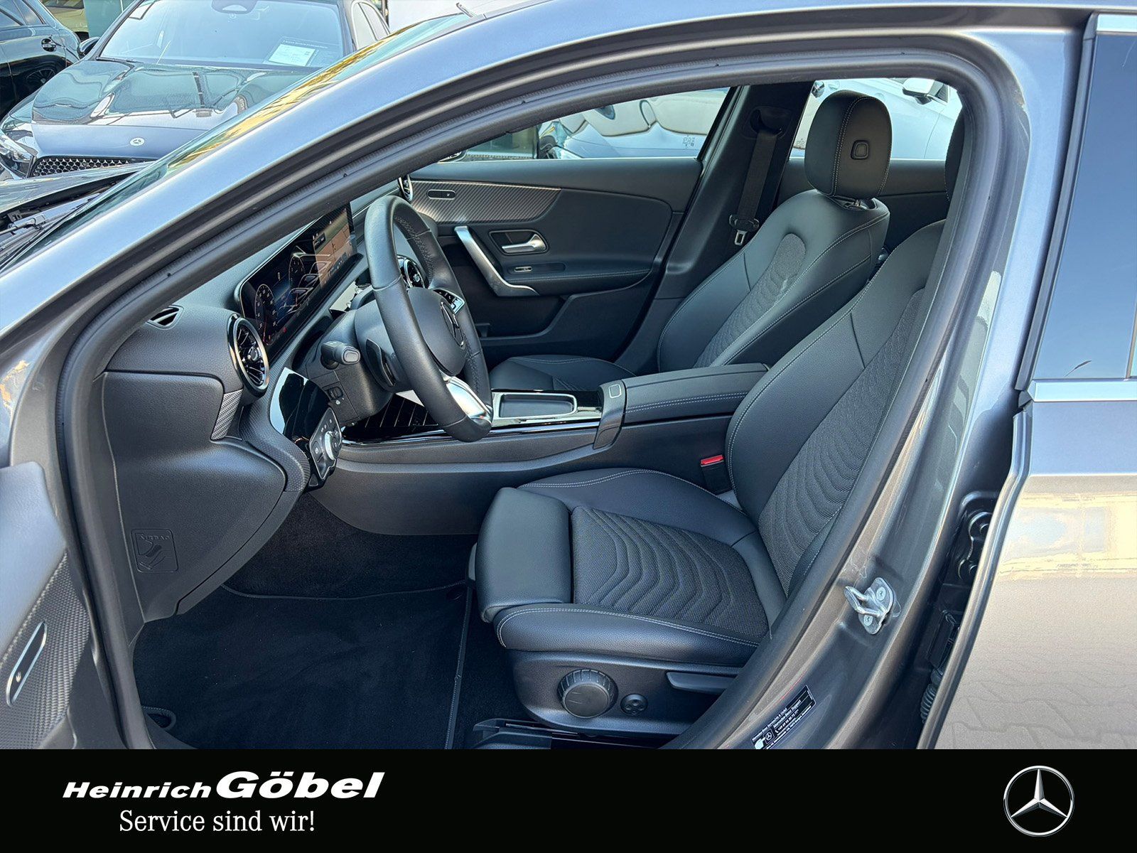 Fahrzeugabbildung Mercedes-Benz A 200 PROGRESSIVE*FAP*STANDHEIZUNG*DISTRONIC
