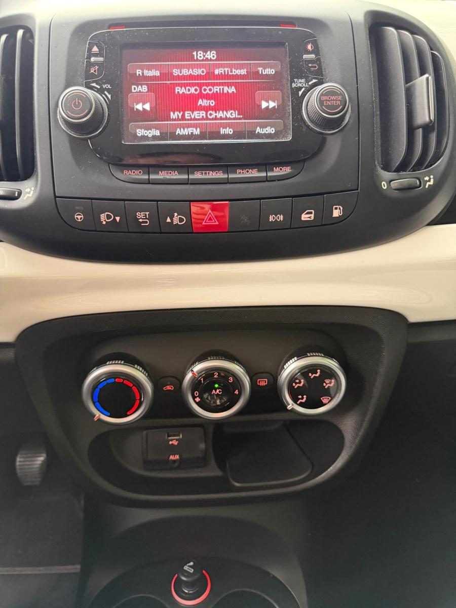 Fiat 500L 2015 — photo 12