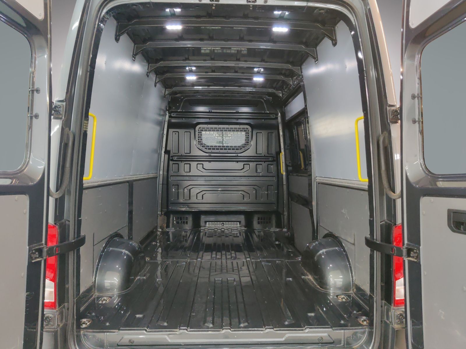 Volkswagen Crafter - Bild 15