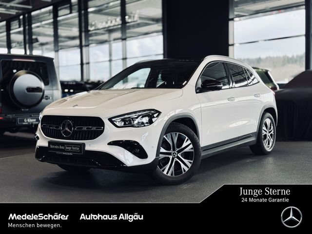 MERCEDES-BENZ GLA 220 d 4M Night Pano Dist MLED 360 Standheiz