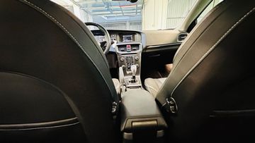 Volvo V40 - 9