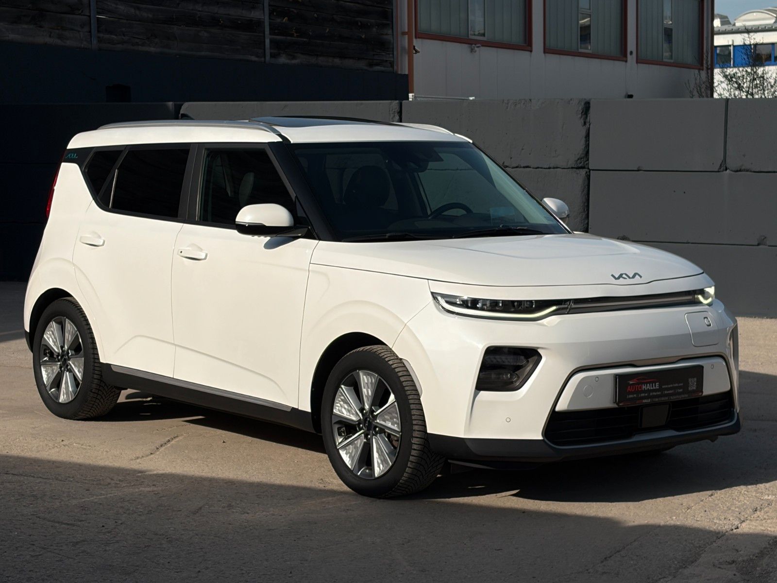 Fahrzeugabbildung Kia e-Soul Spirit 64kW ACC H&K NAV CAM Wärmepumpe