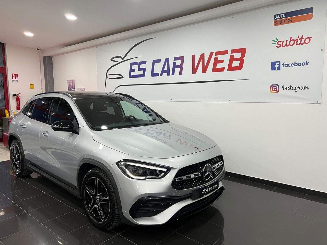 MERCEDES-BENZ Mercedes Benz GLA 220d Aut. 4Matic Premium AMG