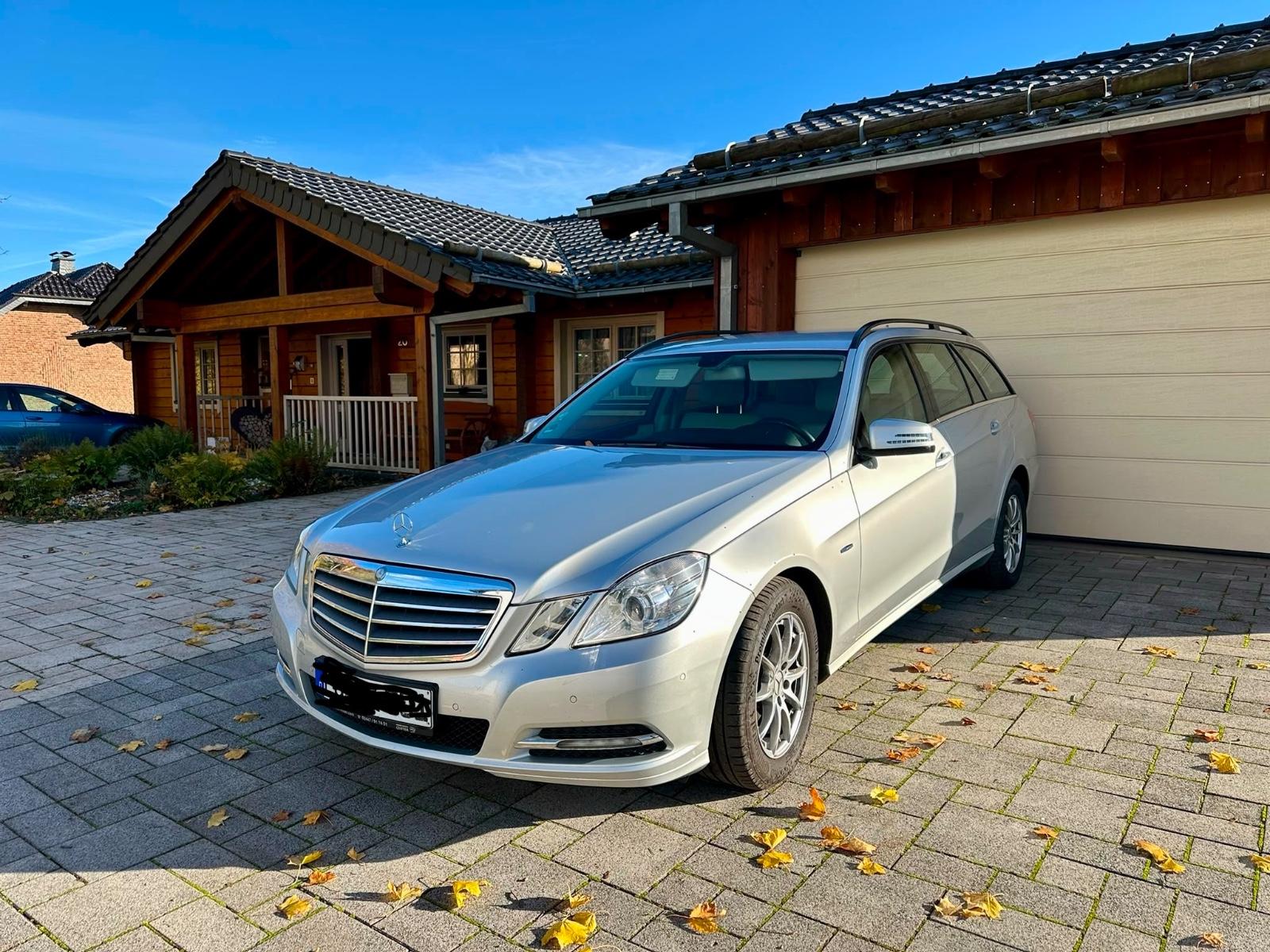 Mercedes-Benz E220, 2012