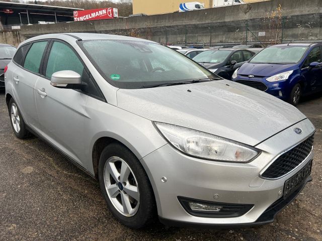 Ford Focus 1.5i Business NAVI Motorproblem