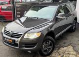 Volkswagen Touareg 3.0l V6 TDI*AUTOM*XENON*NAVI*AHK*ALLRAD - Volkswagen Touareg: V6
