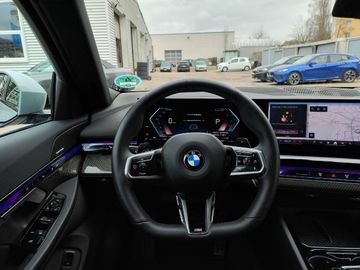 BMW 520d xDrive Touring M Sportpaket Head-Up DAB