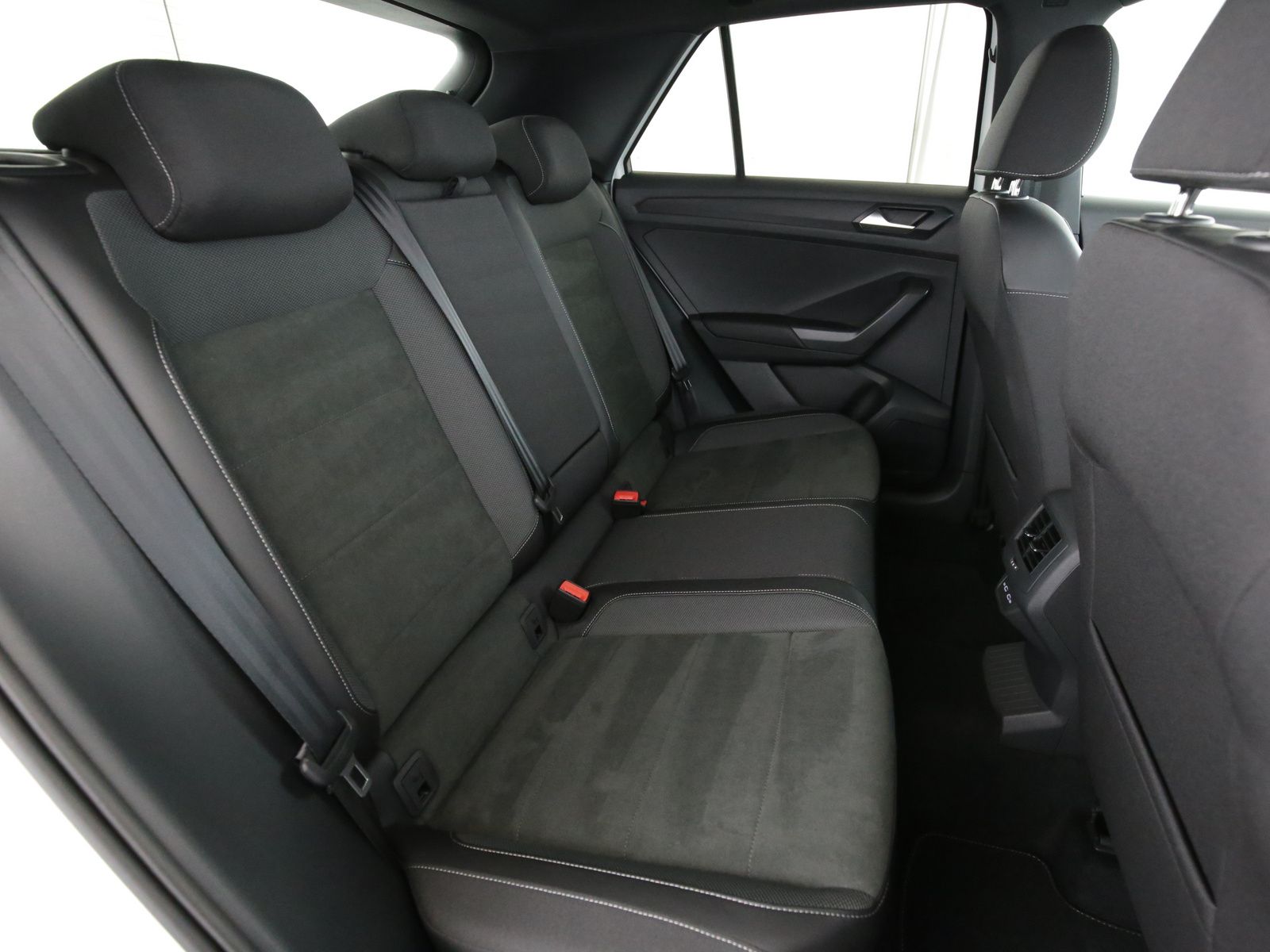 Volkswagen T-Roc - Bild 15
