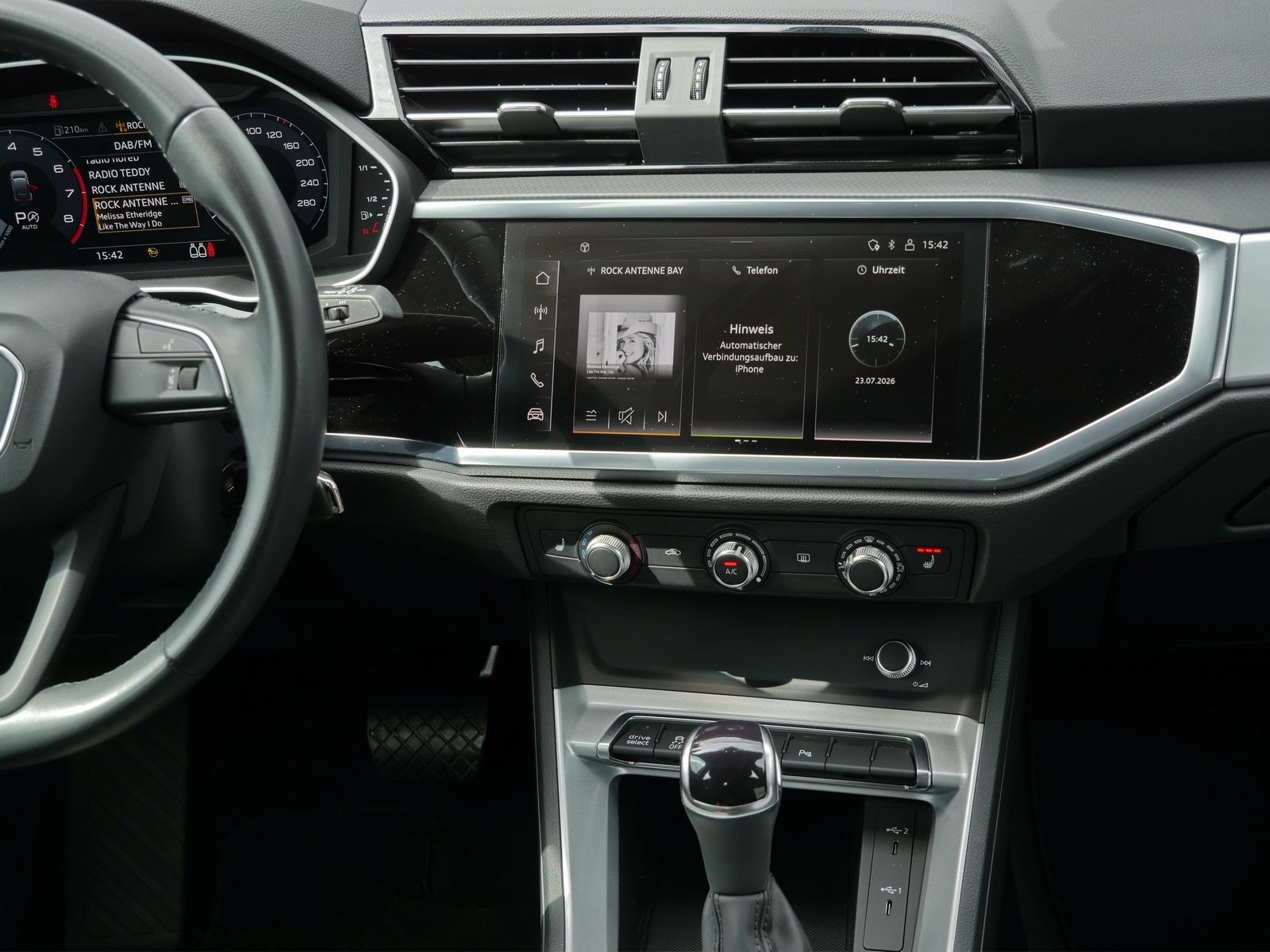 Audi Q3 Sportback 40 TFSI S line qu. LED*EPH*Sportfah foto 6