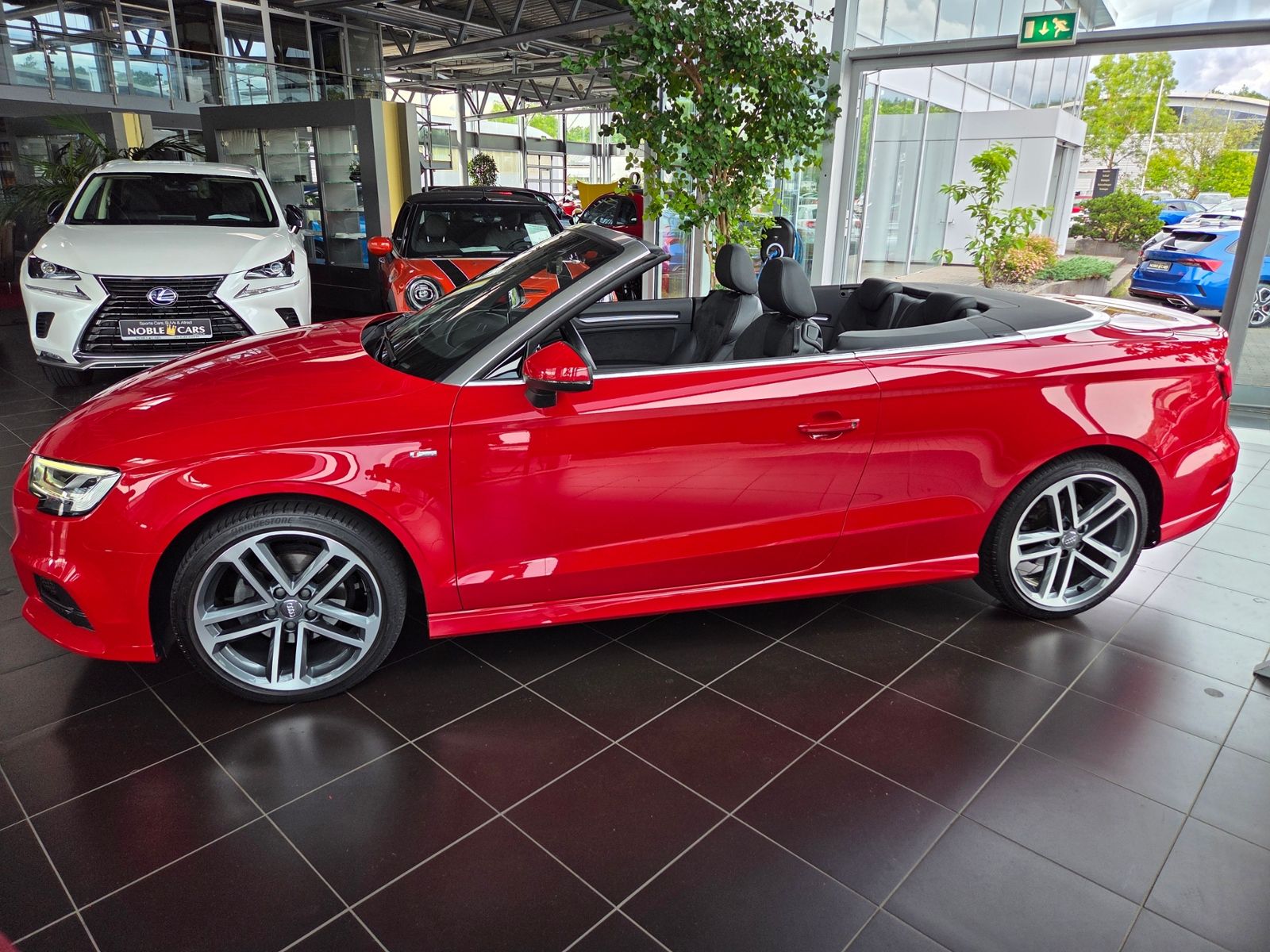 Fahrzeugabbildung Audi A3 Cabriolet 35 TFSI S line sport B&O LED NAV