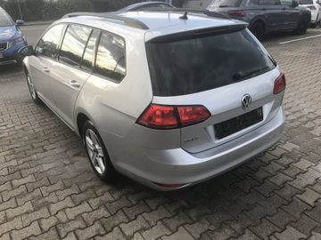 Volkswagen Golf - 4