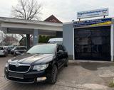 Skoda Superb Combi Elegance*Laurin&Klement*DSG* - Skoda Superb Kombi Laurin klement mit Diesel-Antrieb
