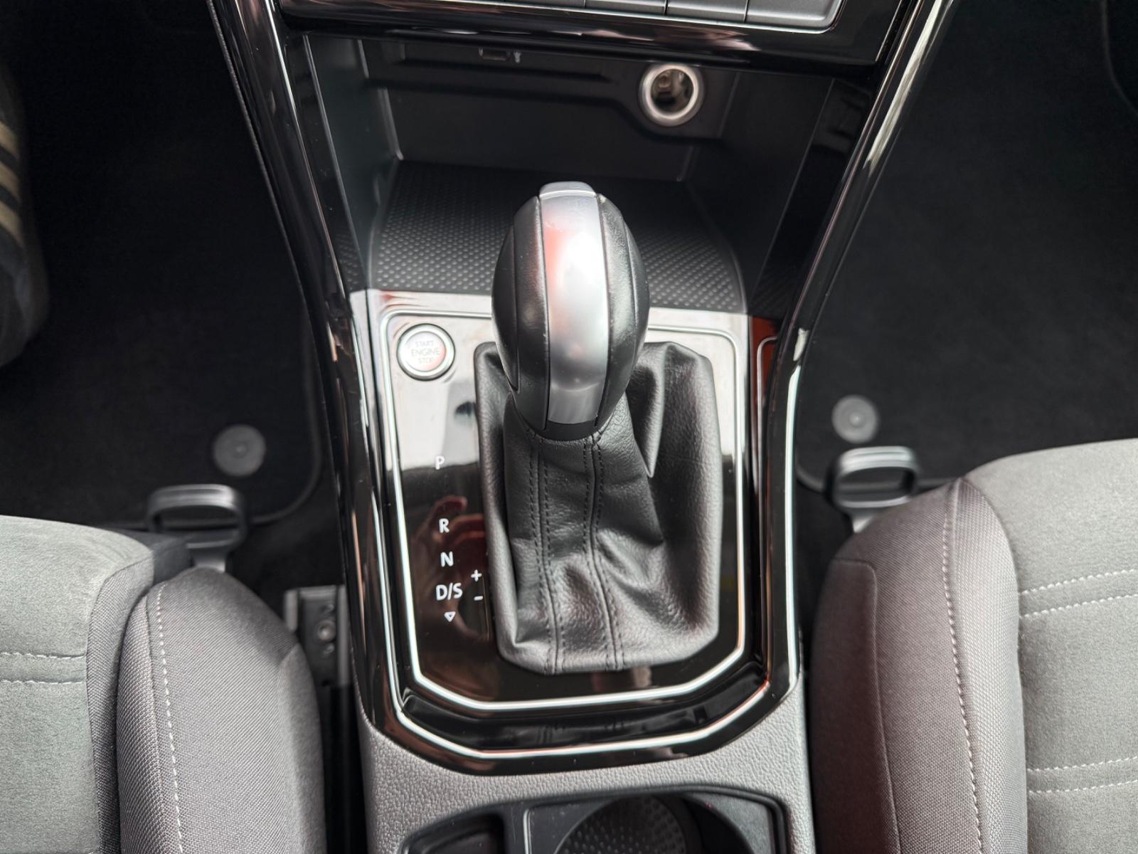 Volkswagen Touran Highline 7 Sitzer ACC Kamera, миниатюра 21