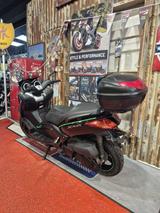 Yamaha YP250R  X-MAX  - ROLLER 250