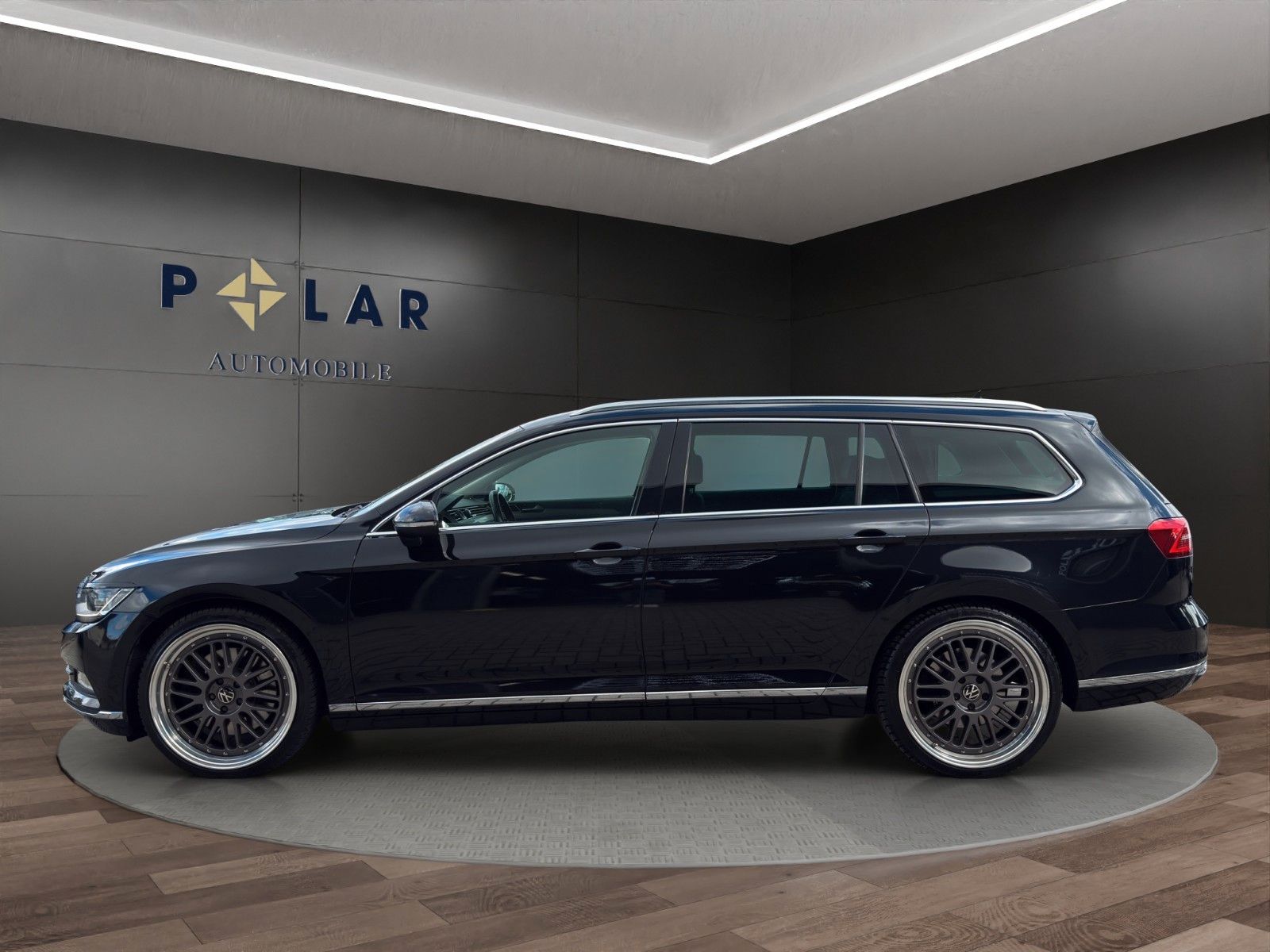 Fahrzeugabbildung Volkswagen Passat Variant 4Motion *ACC*Alcantara*AHK*LED