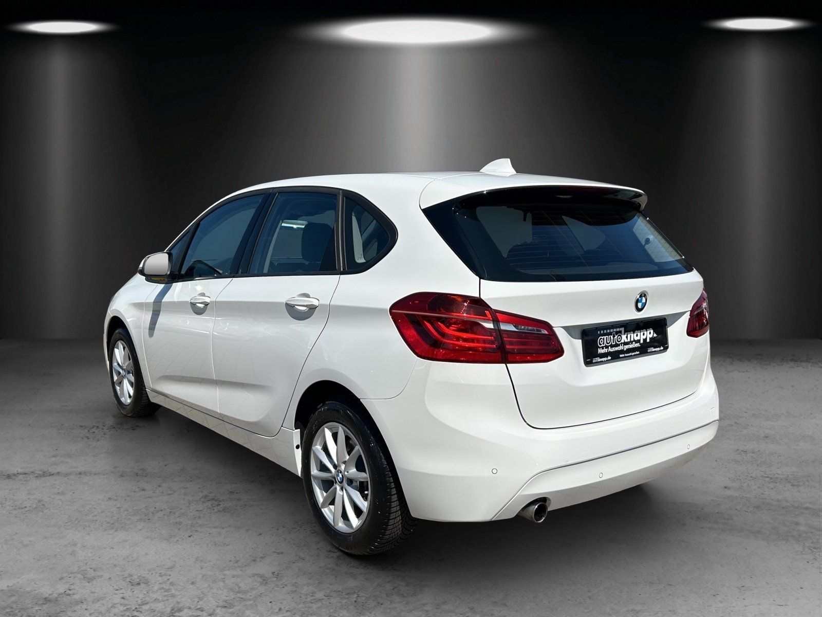 Fahrzeugabbildung BMW 218 Active Tourer, Advantage