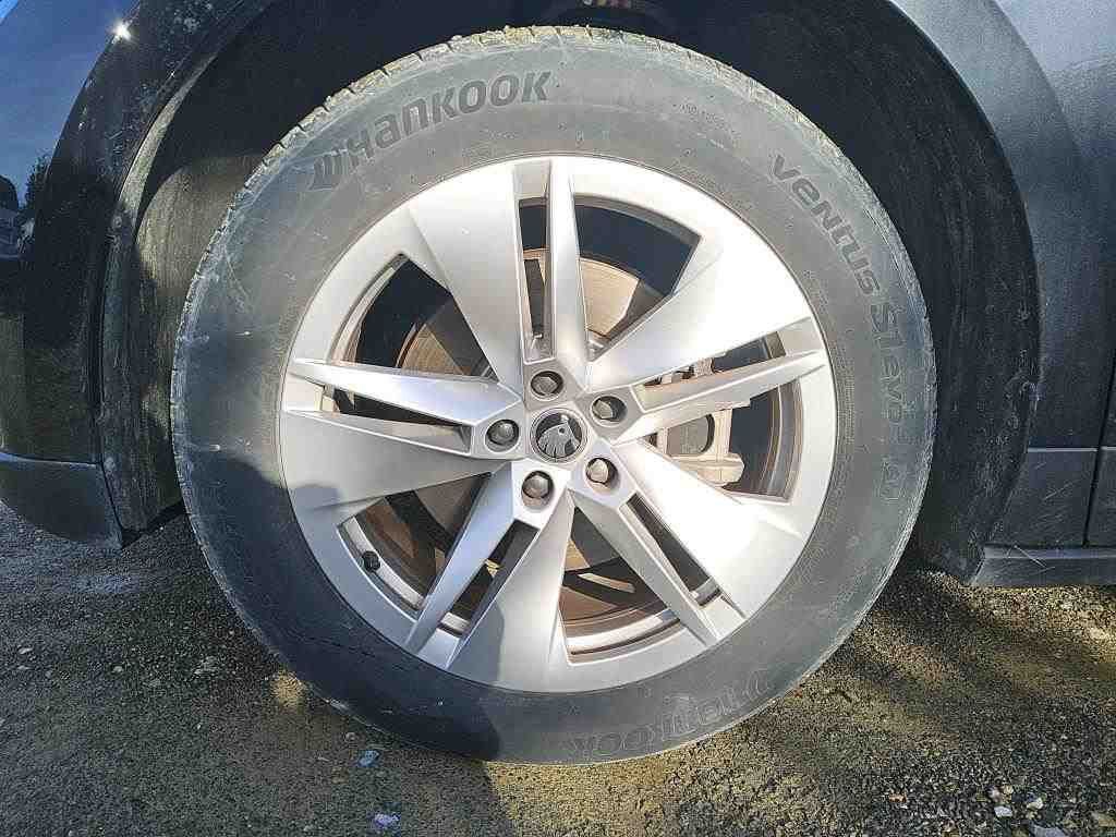 Skoda Enyaq - Bild 5
