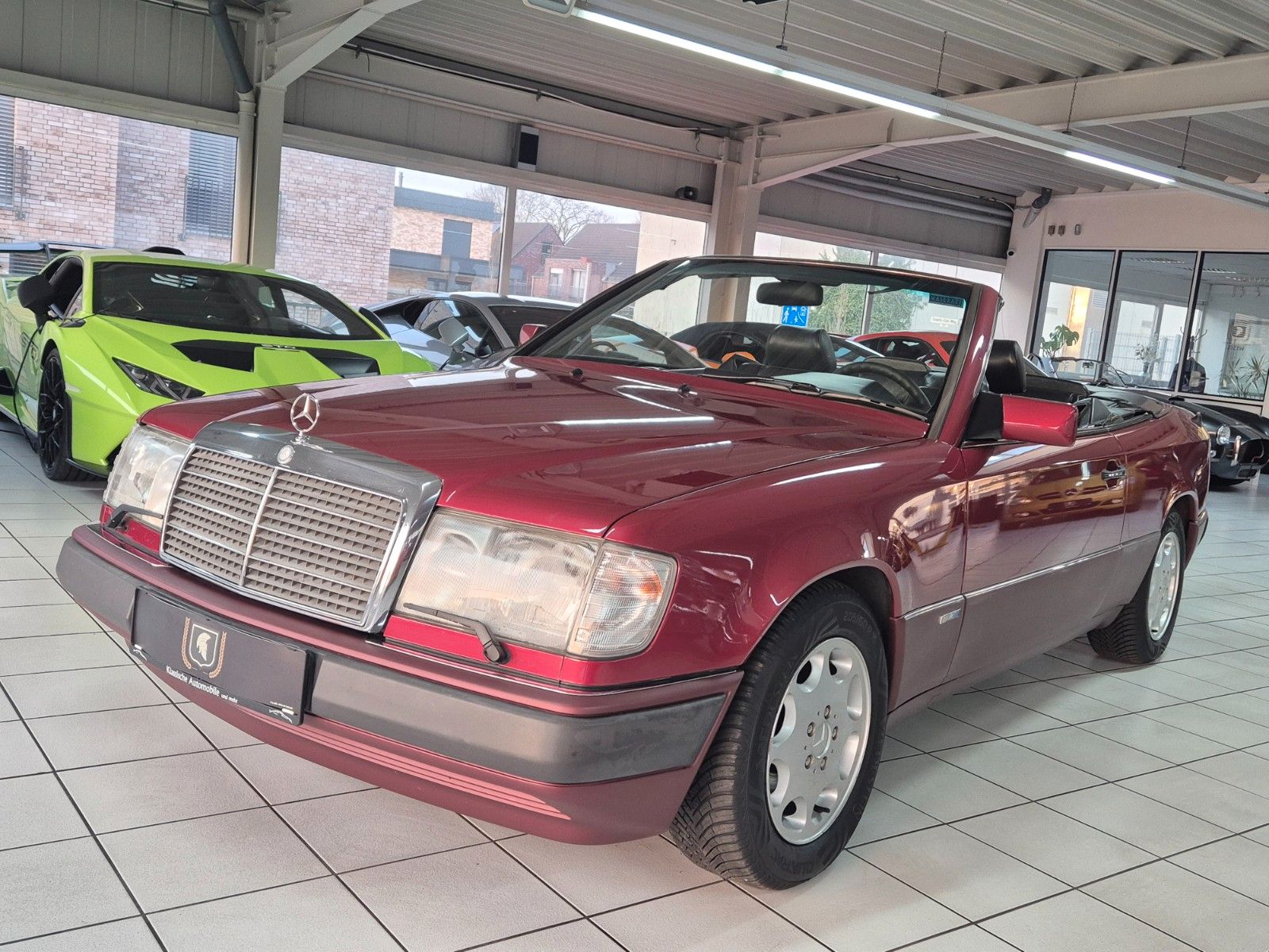 Fahrzeugabbildung Mercedes-Benz 300 CE-24 Sportline/Deutsch/Sehr viele Optionen