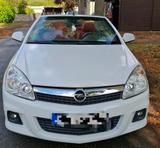 Opel Astra TwinTop OPC-Line - Opel Astra aus 2010: Cabrio