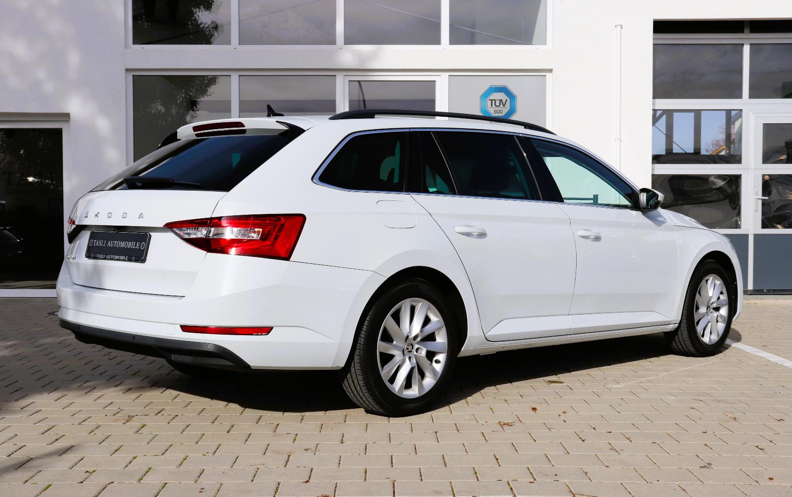 Skoda Superb Ambition 1.HAND/KAMERA/LED/ACC/SPUR/KEYGO