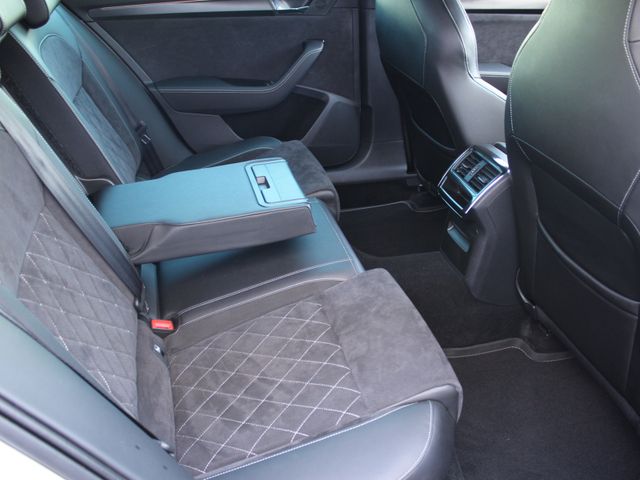 Superb Combi 2,0 TDI  Sportline 4x4 AHK*el.Heck.