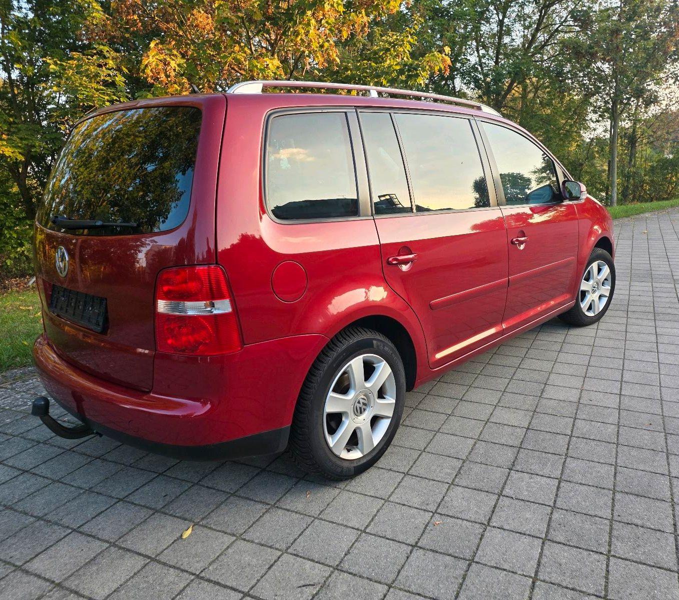 Volkswagen Touran 2004 — photo 8