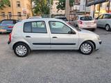 Renault Clio II Campus Automatik - Renault aus 2004