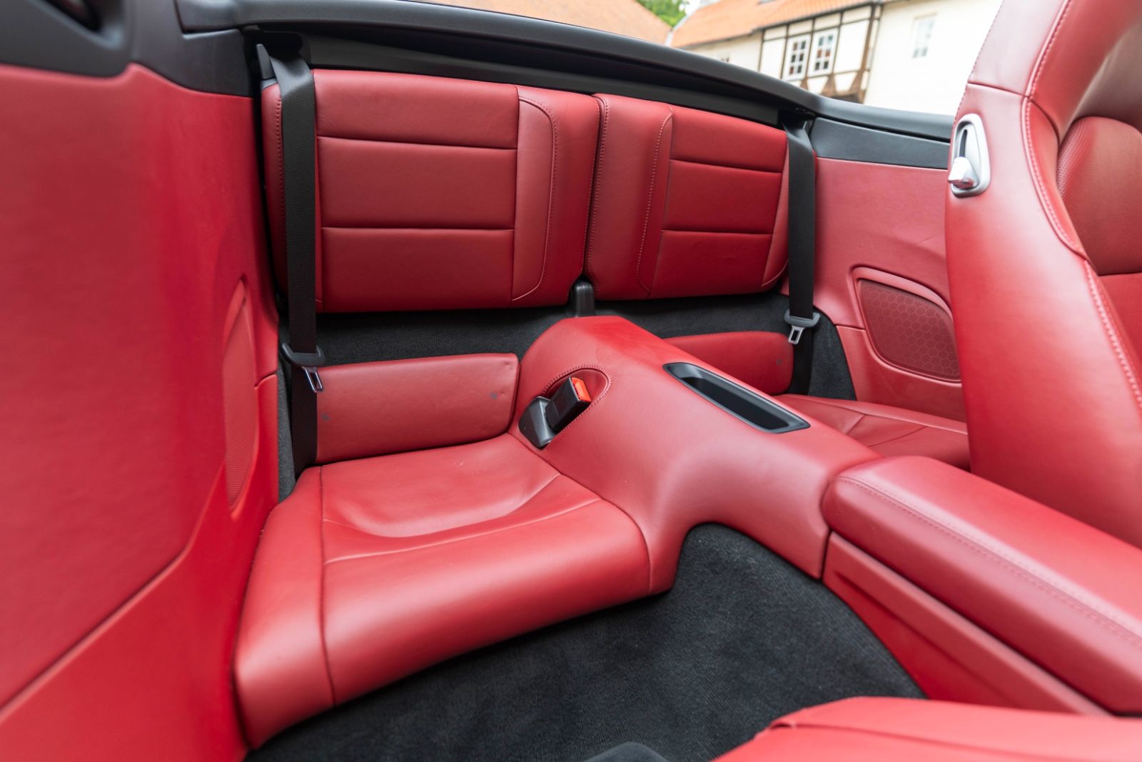 Fahrzeugabbildung Porsche 911 Carrera S Cabrio BOSE PASM TOTW CARPLAY LED