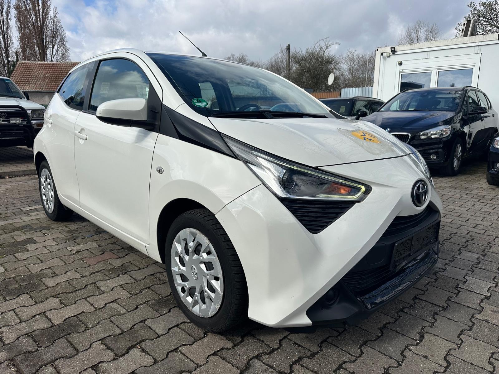 Toyota Aygo Automatik x-play 1.Hand Klima Euro 6