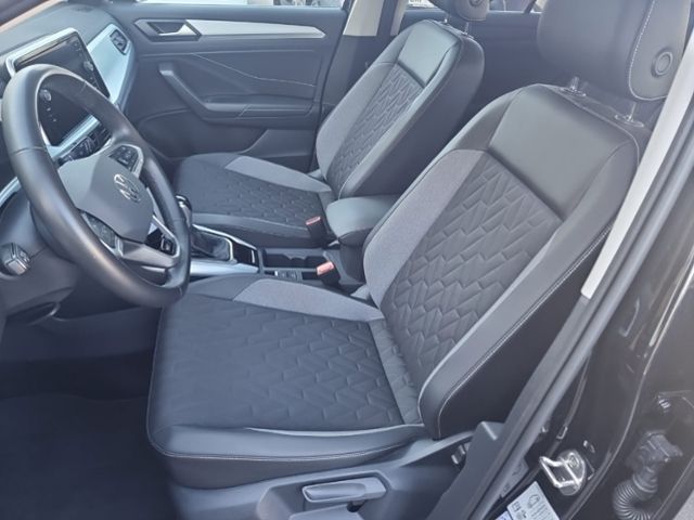 Fahrzeugabbildung Volkswagen T-Roc GOAL 1,5 TSI DSG AHK IQDRIVE KAMERA NAVI K