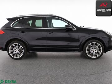 Porsche Cayenne - 6