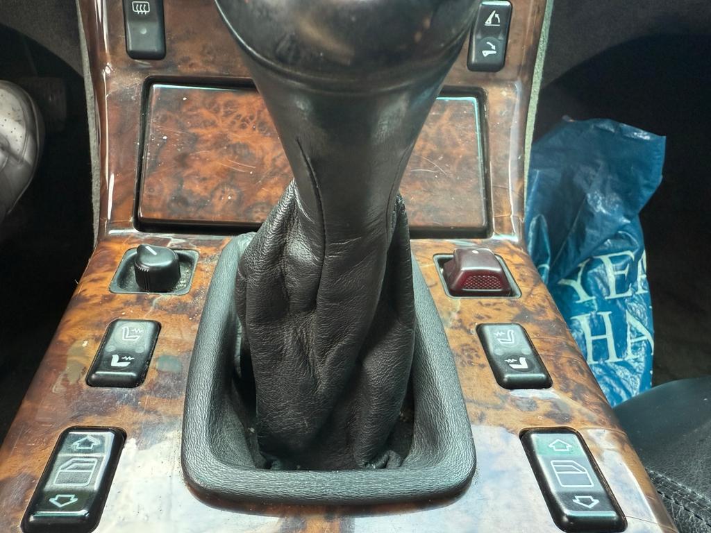 Mercedes-Benz SL 300