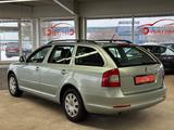 Skoda Octavia 1.4 TSI Combi 1Hand *SHZ*NAV*RK*CarPlay* - Skoda Octavia aus 2010: Kombi