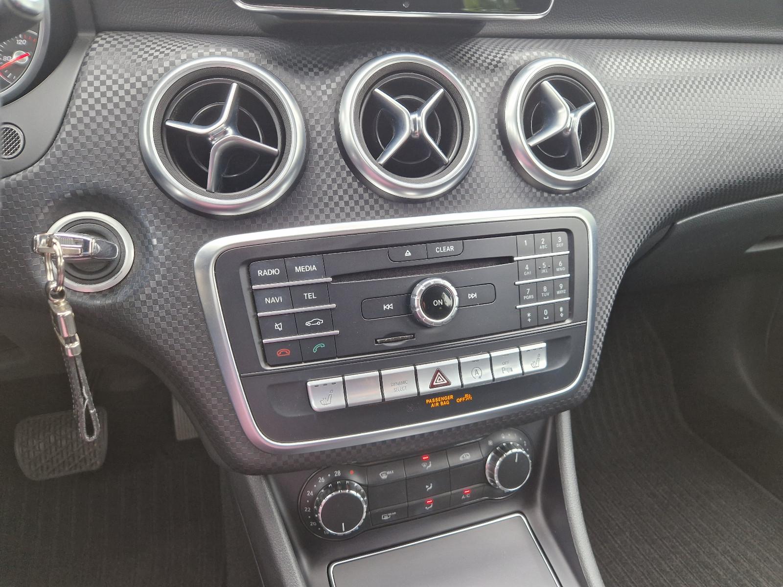 Mercedes-Benz A 180 Urban Automatik SZH LED