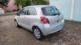 Toyota Yaris 1.0 Life | 1. Hand | Top Zustand 25.900km - Toyota Yaris von privat