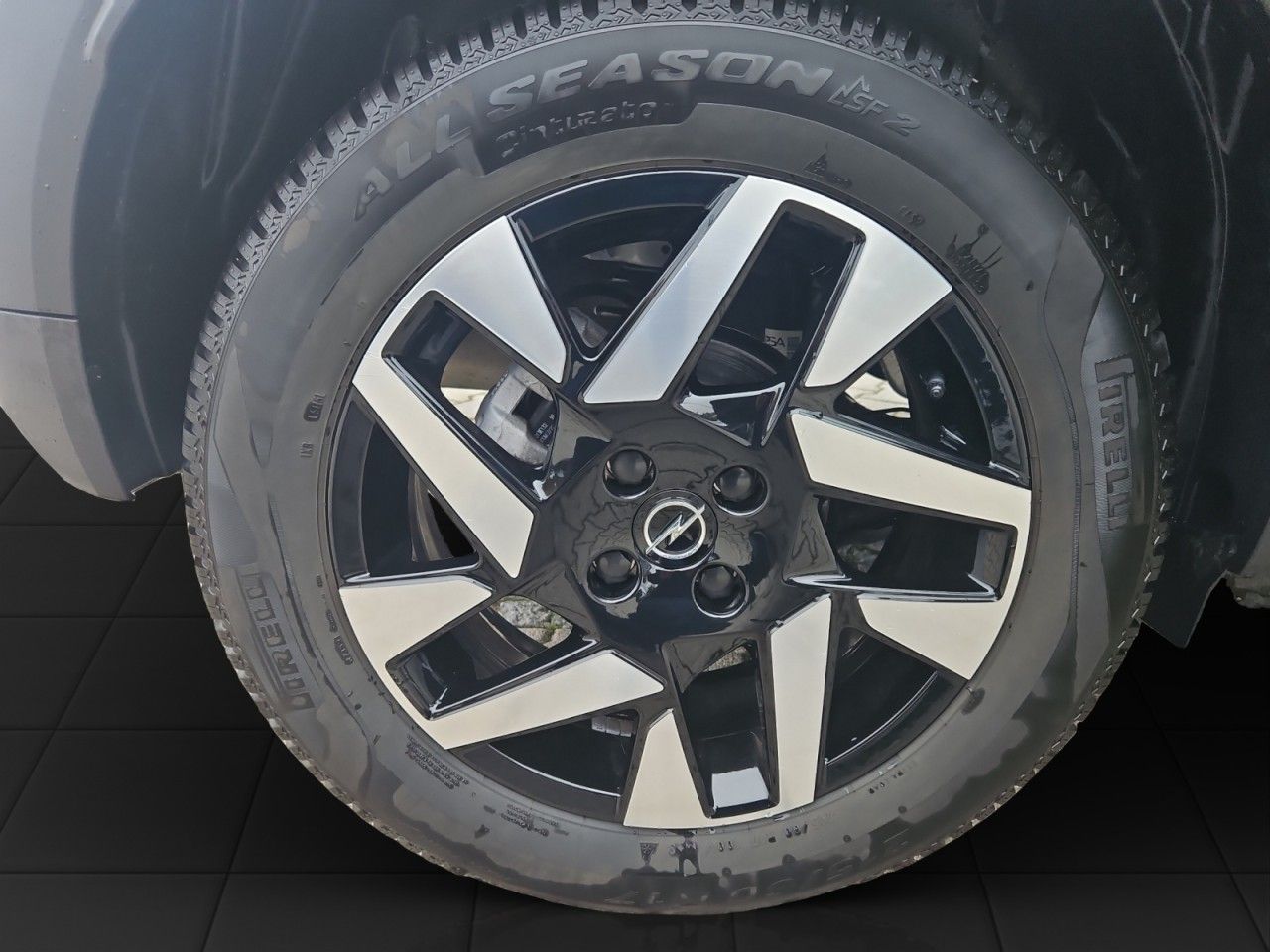 Fahrzeugabbildung Opel Mokka Elegance Winterpaket Klimaautomatik uvm.