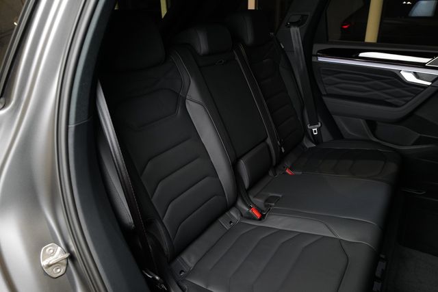 Volkswagen Touareg R eHybrid 4Motion AHK Dynaudio HuD 360° 