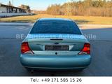 Ford Focus 1.8 Ghia/ KLIMA / Bluetooth/ EURO4 - Ford Focus aus 2000: Ghia