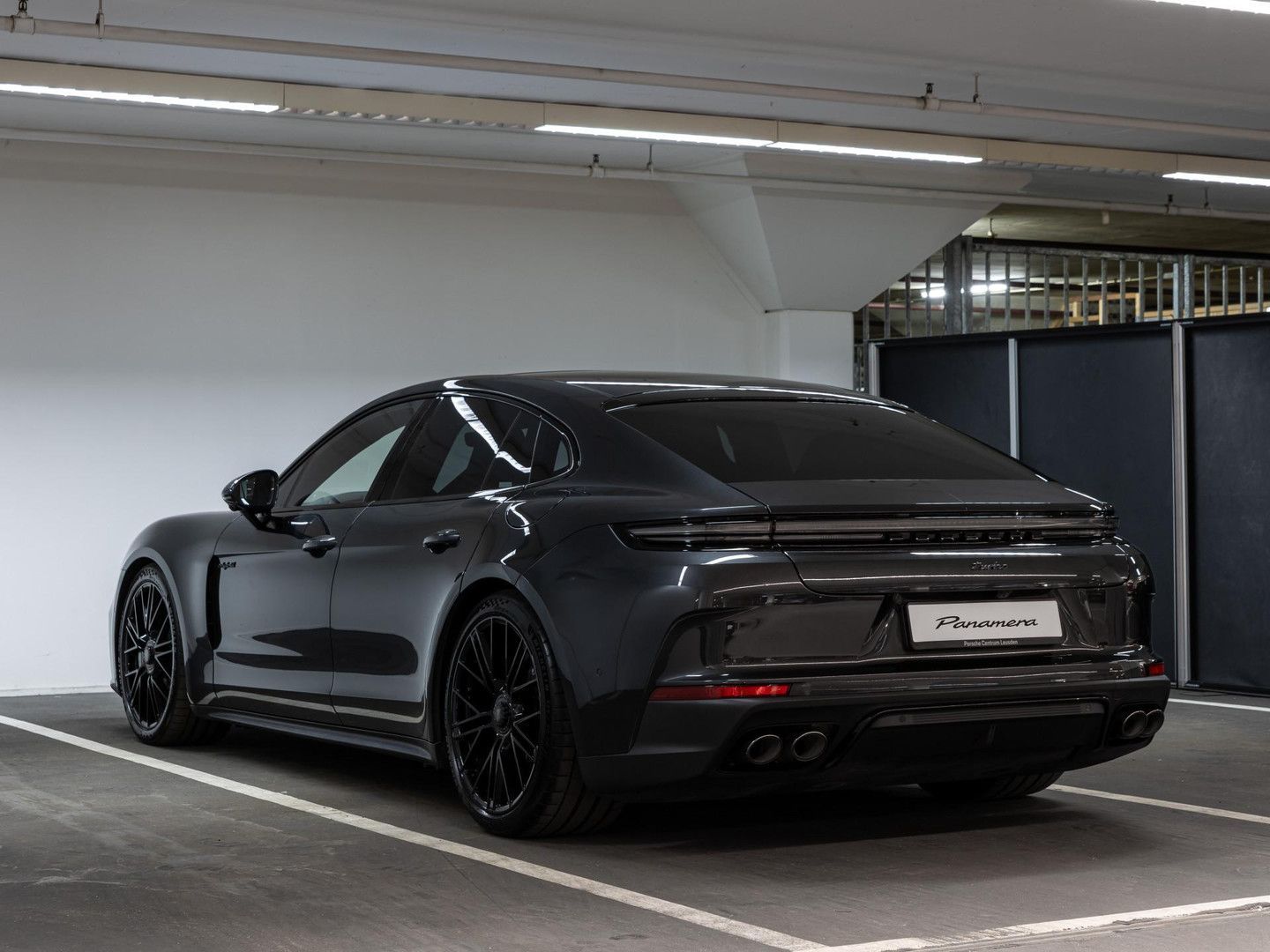 Porsche Panamera Turbo E-Hybrid imagem 3