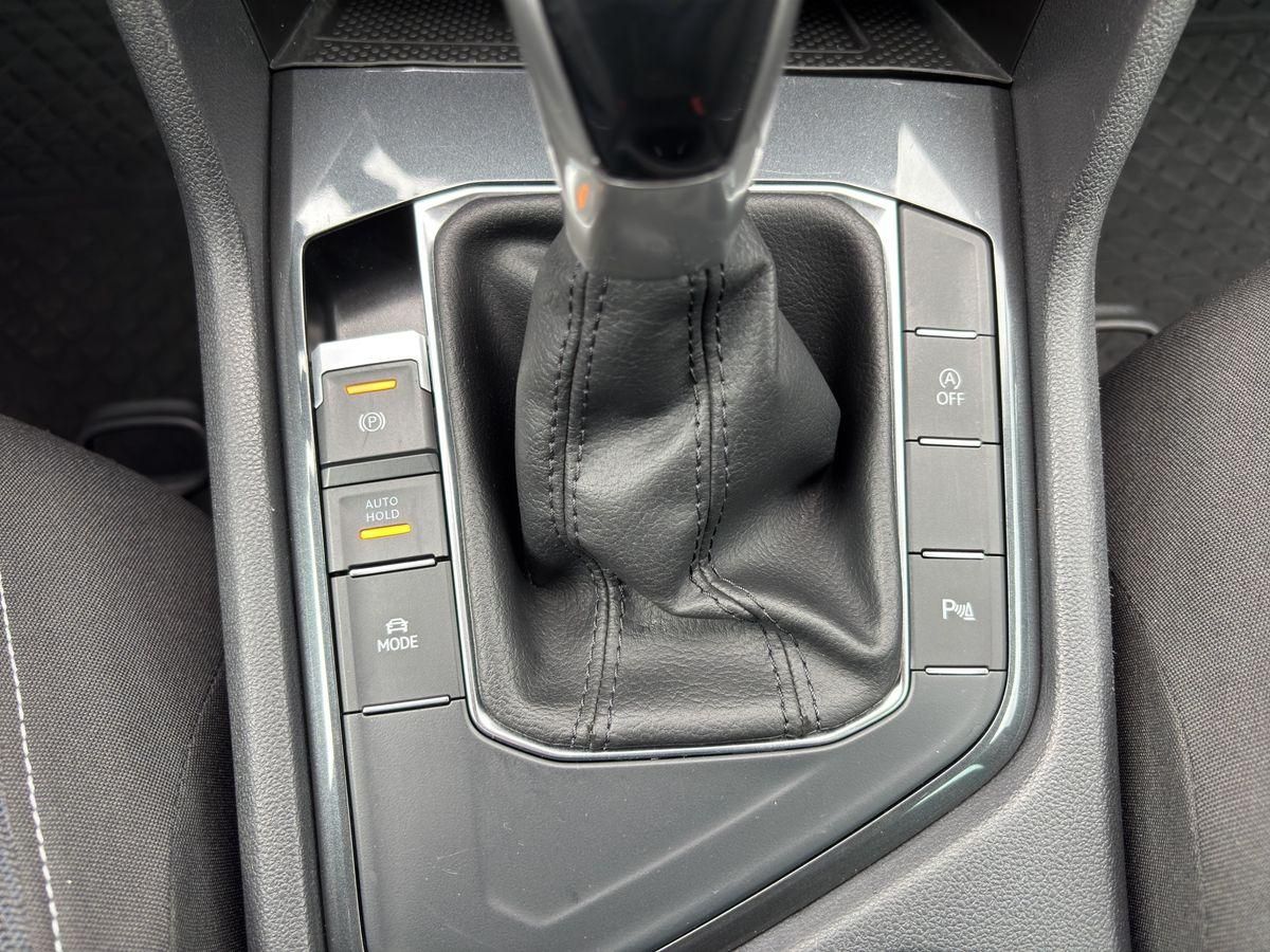 Tiguan United 2.0 TDI DSG AHK ACC PDC NAV LED