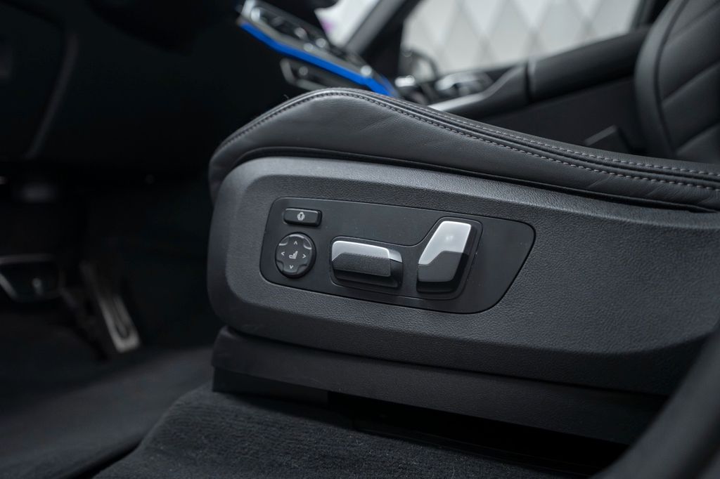 X5 xDrive40d BLACK/BLACK PANORAMIC M PACKAGE - Bild 25