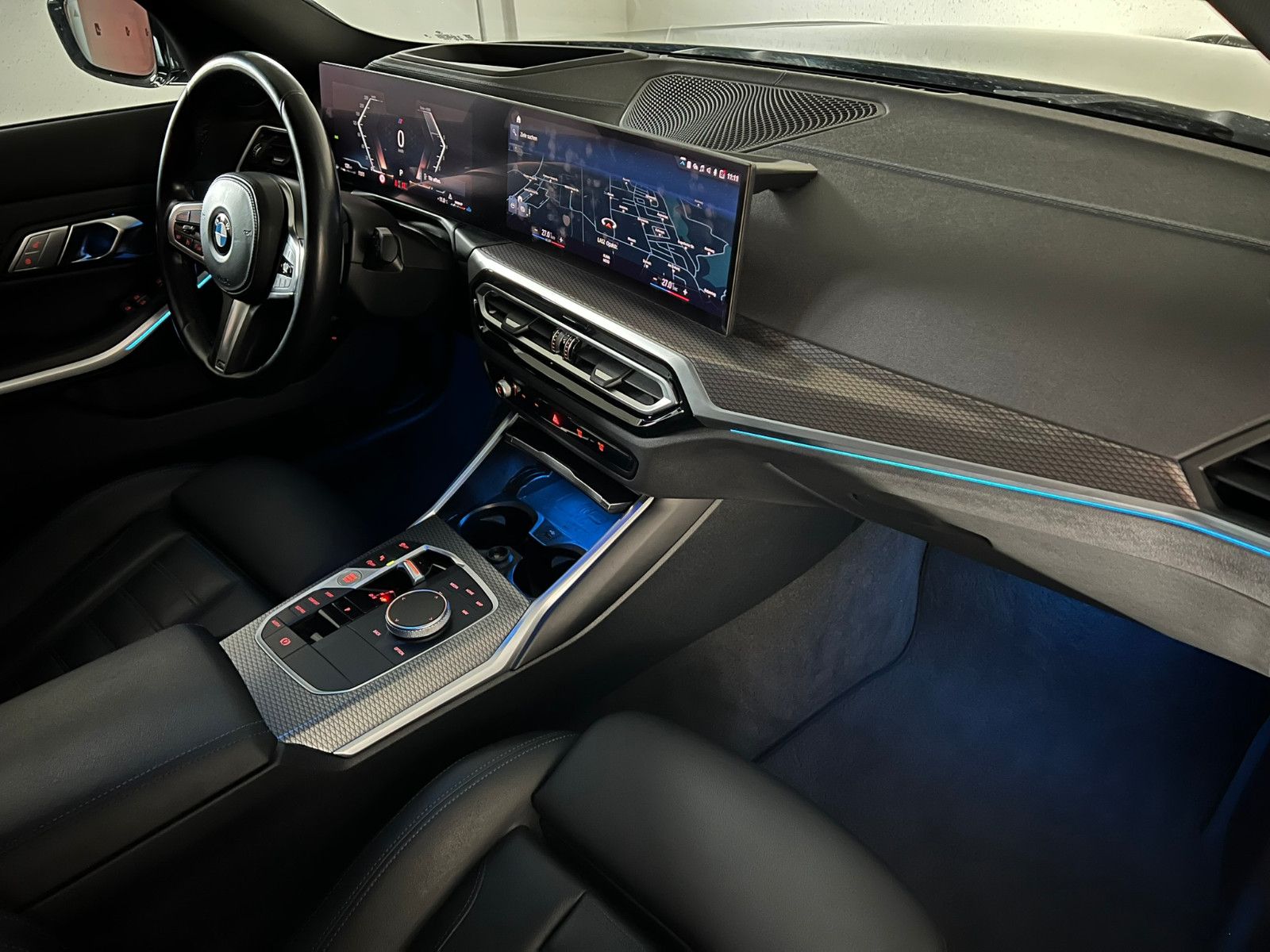 Fahrzeugabbildung BMW 330 i xDrive M SPORT PRO/LED/AHK/PANO/DRAVITGRAU