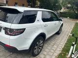 Land Rover Discovery Sport TD4 132kW Automatik 4WD HSE ... - Land Rover Discovery Sport von privat