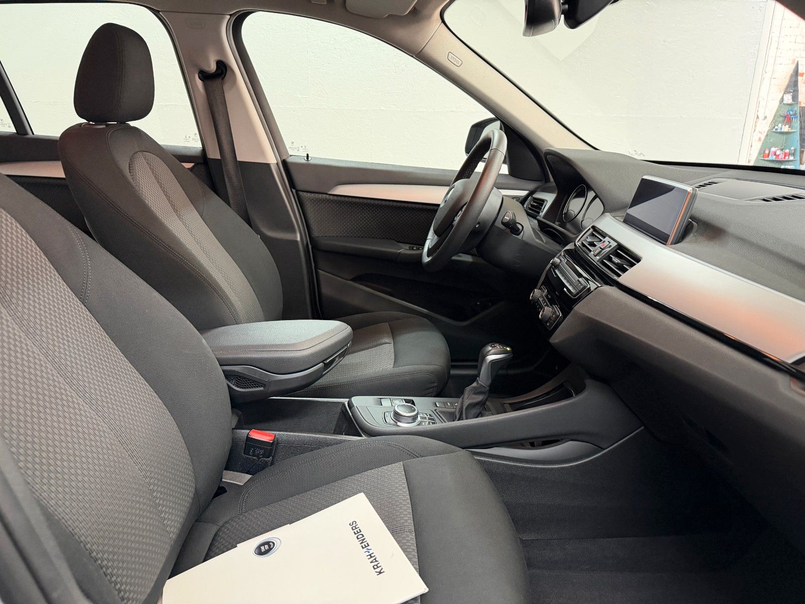 BMW X1 xDrive 25 e Advantage Hybrid 8xRäder TÜV9-27 foto 15