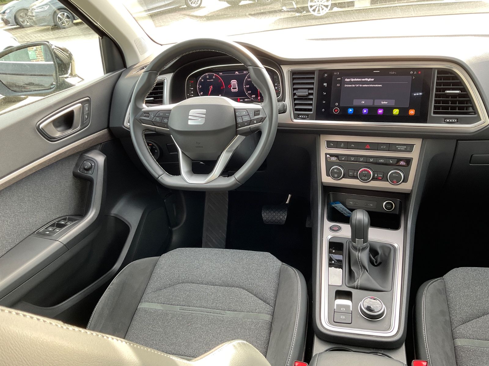 Fahrzeugabbildung SEAT Ateca 1.5 TSI Xperience DSG,LED,Kamera,Navi