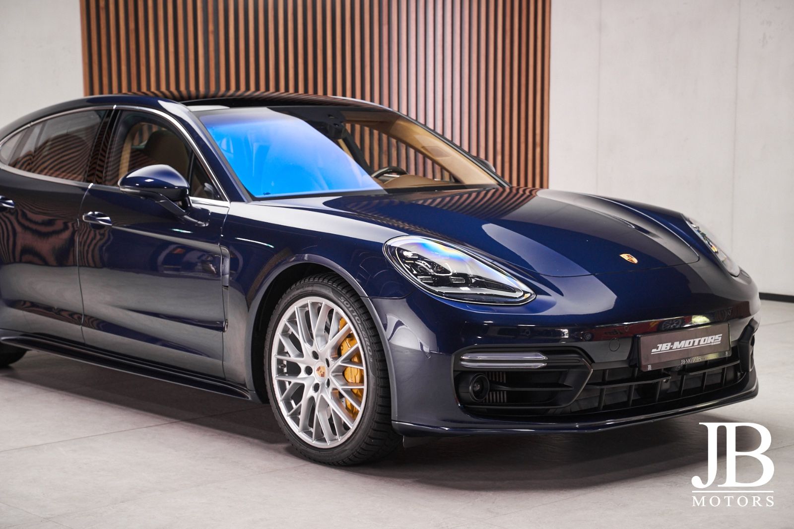 Fahrzeugabbildung Porsche Panamera Turbo S E-Hybrid Burmester 360° TV