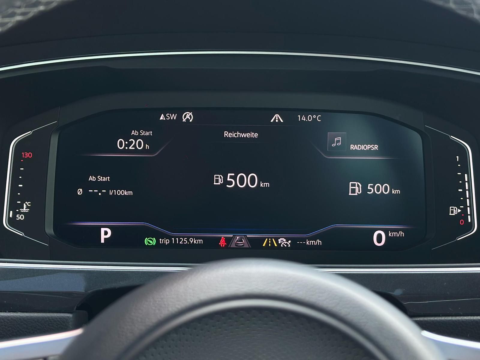 VW Tiguan 2.0TDI R LINE 4M PANO#LED#AHK#ACC#HUD#SH - Image 13